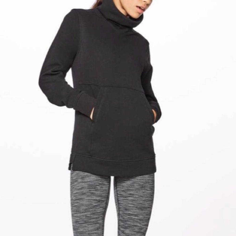 Lululemon Press Pause Pullover, size 6